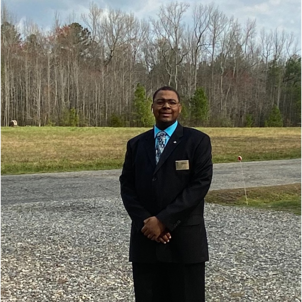 Meet your Posher, Elijah
